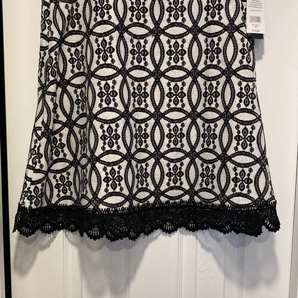 βοΈ 2X Host Pick βοΈ NWT - Isaac Mizrahi Black White Scalloped Lace Skirt Sz M* - Picture 6 of 12